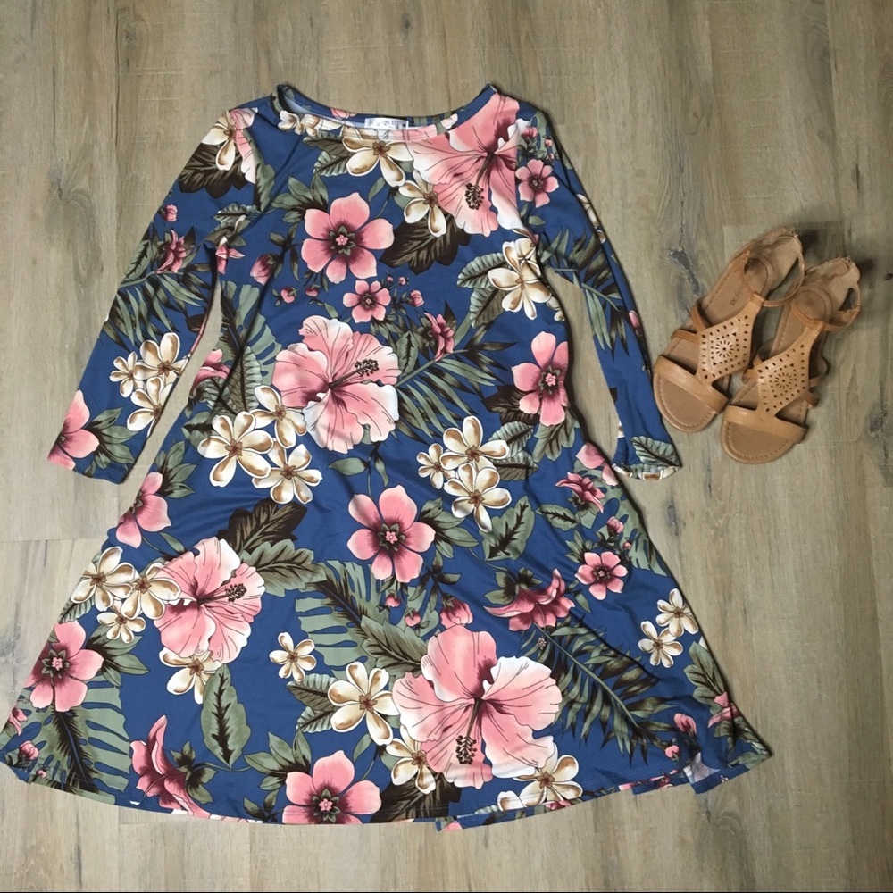 Honey and Lace/Piphany NWT Medium Brea Dress